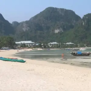 Explore Singapore to Bangkok Express Travel Pass for 10 days with Bamba Travel and discover unforgettable experiences - Photo 5