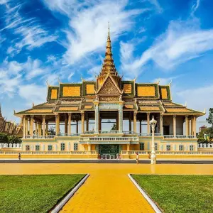 Explore Exploration Journey in Siem Reap and Phnom Penh 4 Days/3Nights for 4 days with Bee Gng International Joint Stock Company and discover unforgettable experiences - Photo 3