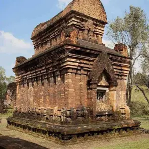 Explore Vietnam and Cambodia Exploration in 14 day for 14 days with Bee Gng International Joint Stock Company and discover unforgettable experiences - Photo 7