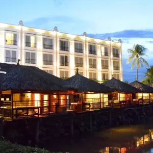 Explore Hue to Hoi An via Lang Co Lagoon Bike Tour 4 Days for 4 days with Bravo Indochina Tours and discover unforgettable experiences - Photo 4
