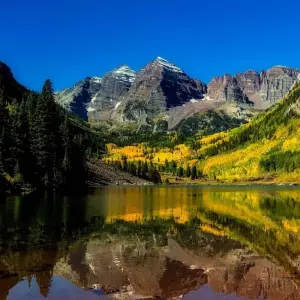 Explore USA – Colorado Highlights Aspen with Fall Foliage for 5 days with Bucket List Group Travel LLC and discover unforgettable experiences - Photo 3