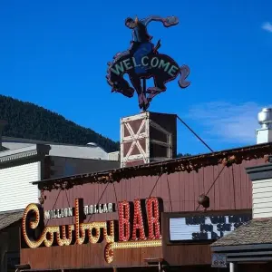 Explore USA – 6 Days Yellowstone Grand Tetons Adventure for 6 days with Bucket List Group Travel LLC and discover unforgettable experiences - Photo 5