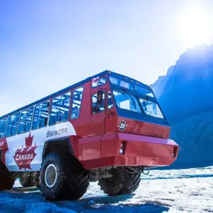 Explore 8-Day Yellowknife Northern Lights & Rockies Autumn Tour | Explore the Aurora and National Parks for 8 days with Calgary Tours and discover unforgettable experiences - Photo 2