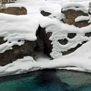 Explore 4-Day Rockies Winter Wonderland Tour | Banff & Lake Louise & Lake Minnewanka or Bubble Lake | Features for 4 days with Calgary Tours and discover unforgettable experiences - Photo 2