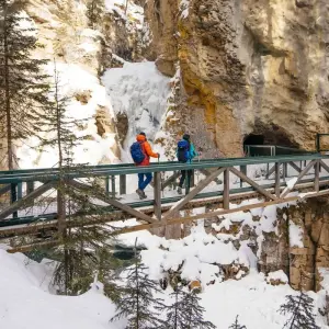 Explore 4-Day Rockies Winter Wonderland Tour | Banff & Lake Louise & Lake Minnewanka or Bubble Lake | Features for 4 days with Calgary Tours and discover unforgettable experiences - Photo 4