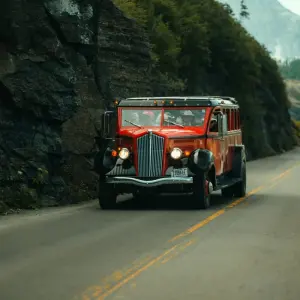 Explore 7-Day Canadian Rockies & USA National Parks Tour | Banff, Jasper, Waterton & Glacier | 14-Person Small Group | Round-Trip from Calgary for 7 days with Calgary Tours and discover unforgettable experiences - Photo 11