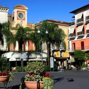 Explore Sorrento with Amalfi Coast, Capri and Pompeii for 8 days with Campania Overland and discover unforgettable experiences - Photo 2