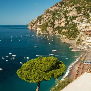 Explore Campania 4 Young for 5 days with Campania Overland and discover unforgettable experiences - Photo 2