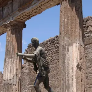 Explore Sorrento with Amalfi Coast, Capri and Pompeii for 8 days with Campania Overland and discover unforgettable experiences - Photo 5