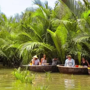 Explore Bayon Adventure for 15 days with Chamaeleon and discover unforgettable experiences - Photo 3