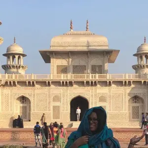 Explore Same Day Agra Taj Mahal All Inclusive Tour by Gatimaan Express Train from Delhi for 1 days with Companion Journey Private Limited and discover unforgettable experiences - Photo 5