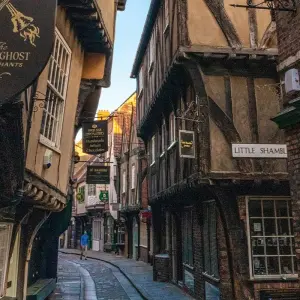 Explore Exploring Britain & Ireland featuring the Royal Edinburgh Military Tattoo (Edinburgh to Dublin) for 15 days with Collette and discover unforgettable experiences - Photo 3