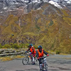 Explore Inca Jungle Trek to Machu Picchu visiting Inca jail and Coffee Tour (Biking, Rafting, Zipline) for 4 days with CondeTravel and discover unforgettable experiences - Photo 5