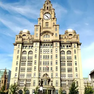 Explore England and Scotland (Classic, Winter, End London) for 11 days with Contiki and discover unforgettable experiences - Photo 3