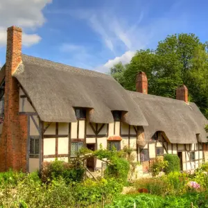 Explore Great Britain and Ireland (Classic, Winter) for 18 days with Contiki and discover unforgettable experiences - Photo 8