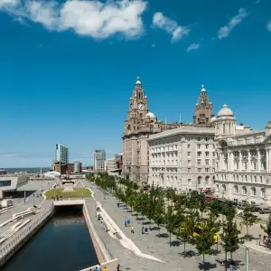 Explore England and Scotland (Classic, Winter, End London) for 11 days with Contiki and discover unforgettable experiences - Photo 9