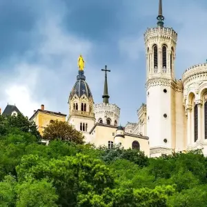 Explore Food and Wine in a French Chateau for 4 days with Contiki and discover unforgettable experiences - Photo 5
