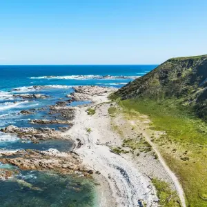 Explore New Zealand Panorama (Northbound) for 16 days with Contiki and discover unforgettable experiences - Photo 2