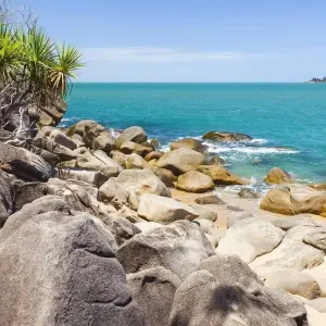 Explore Australia: North Queensland to Uluru (With Sailing) for 13 days with Contiki and discover unforgettable experiences - Photo 2