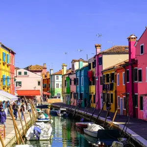 Explore Paris to Rome by Train (Classic, Summer) for 9 days with Contiki and discover unforgettable experiences - Photo 4