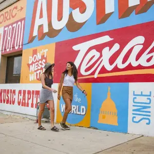 Explore USA: Boot, Scoot 'N' Blues for 13 days with Contiki and discover unforgettable experiences - Photo 2