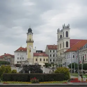 Explore Vienna to Rome Trail (Winter, Classic) for 9 days with Contiki and discover unforgettable experiences - Photo 4