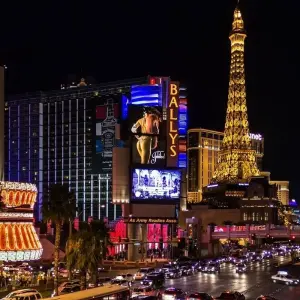 Explore Highlights of Route 66 for 16 days with Cosmos and discover unforgettable experiences - Photo 2