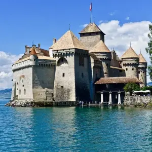 Explore Scenic Switzerland by Train for 9 days with Cosmos and discover unforgettable experiences - Photo 9