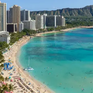 Explore Hawaiian Islands with Ocean View Upgrades for 11 days with Cosmos and discover unforgettable experiences - Photo 9