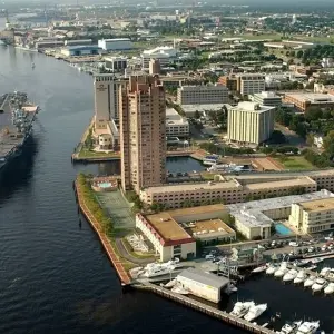 Explore Fall Colours of New England for 10 days with Costsaver and discover unforgettable experiences - Photo 4