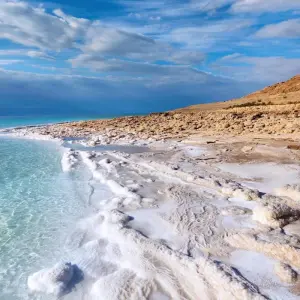 Explore Essential Jordan for 6 days with Crooked Compass and discover unforgettable experiences - Photo 2