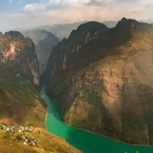 Explore 5 - Day Private Ha Giang Adventure Trekking Tour with homestay & ecolodge stay for 5 days with Crossing Vietnam Tour and discover unforgettable experiences - Photo 7