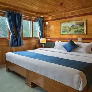 Explore 3-Day Cruise Exploring Halong and Lan Ha Bays with Kayaking for 3 days with Crossing Vietnam Tour and discover unforgettable experiences - Photo 4