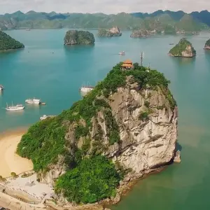Explore Overnight at Ha Long Bay on 3-star Deluxe Cruise with Kayaking, Cooking Class,... for 2 days with Crossing Vietnam Tour and discover unforgettable experiences - Photo 11