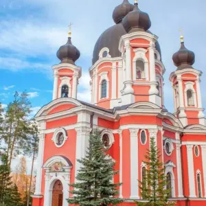 Explore A Taste of Moldova for 8 days with Crooked Compass and discover unforgettable experiences - Photo 4
