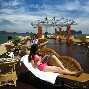 Explore 3-Day Overnight Cruise in Ha Long Bay and Hotel in Cat Ba Island for 3 days with Crossing Vietnam Tour and discover unforgettable experiences - Photo 7