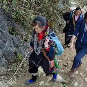 Explore Sapa trekking: Muong Hum Market and Sapa Tribal Villages Explore 4 days for 4 days with Crossing Vietnam Tour and discover unforgettable experiences - Photo 8