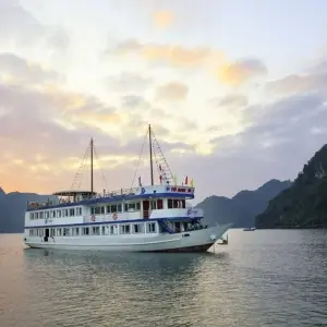 Explore 2 Days Ha Noi - Cat Ba - Lan Ha Bay on Deluxe Cruise with Kayaking for 2 days with Crossing Vietnam Tour and discover unforgettable experiences - Photo 10