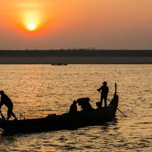 Explore Downstream Mekong River Cruise Tours from Siem Reap To Phnom Penh 3-Day for 3 days with DNQ Travel and discover unforgettable experiences - Photo 8