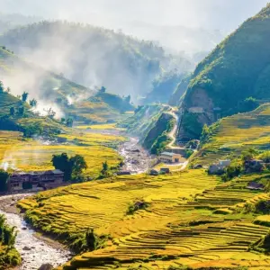 Explore Vietnam Northwest Adventure Tour to Mai Chau, Sapa, Dien Bien Phu, Halong Bay for 12 days with DNQ Travel and discover unforgettable experiences - Photo 11