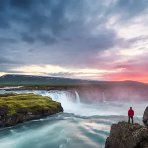 Explore South West Iceland in vacation homes for 8 days with DERTOUR and discover unforgettable experiences - Photo 10