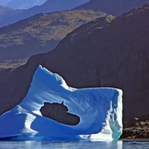 Explore Between Icebergs and Glaciers for 8 days with DIAMIR Erlebnisreisen and discover unforgettable experiences - Photo 6