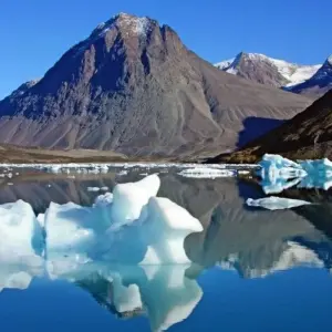 Explore Inuit, Icebergs and Northern Lights for 15 days with DIAMIR Erlebnisreisen and discover unforgettable experiences - Photo 8