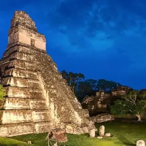 Explore In the Footsteps of the Maya for 14 days with DIAMIR Erlebnisreisen and discover unforgettable experiences - Photo 10
