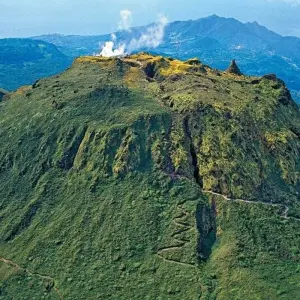 Explore Volcanoes, Whales and Pirate Bays for 14 days with DIAMIR Erlebnisreisen and discover unforgettable experiences - Photo 4