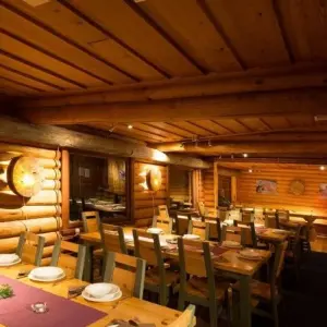 Explore Husky Winter Dream: Classic for 8 days with DIAMIR Erlebnisreisen and discover unforgettable experiences - Photo 4