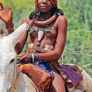 Explore Between Namibe Desert, Chela Mountains and Kunene River for 14 days with DIAMIR Erlebnisreisen and discover unforgettable experiences - Photo 7