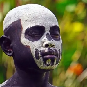 Explore Crocodile Men, Birds of Paradise and Wig Warriors for 17 days with DIAMIR Erlebnisreisen and discover unforgettable experiences - Photo 7