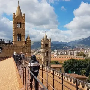 Explore Fire Mountain and Wine Enjoyment with Mediterranean Flair for 11 days with DIAMIR Erlebnisreisen and discover unforgettable experiences - Photo 3