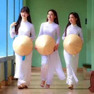 Explore In Style: Between Halong Bay and the Mekong Delta for 17 days with DIAMIR Erlebnisreisen and discover unforgettable experiences - Photo 11